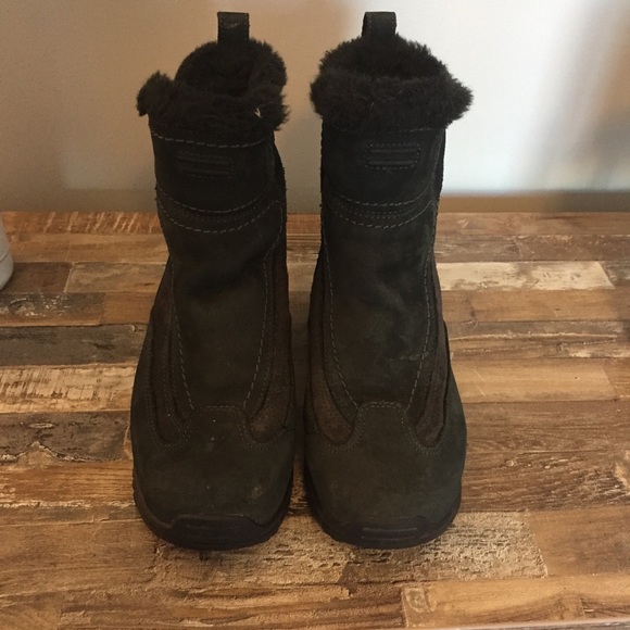 Columbia Winter Boots - Picture 13 of 16